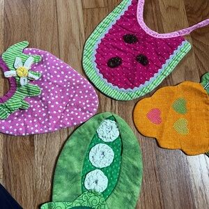 Set of 4 Cute Veggie Bibs